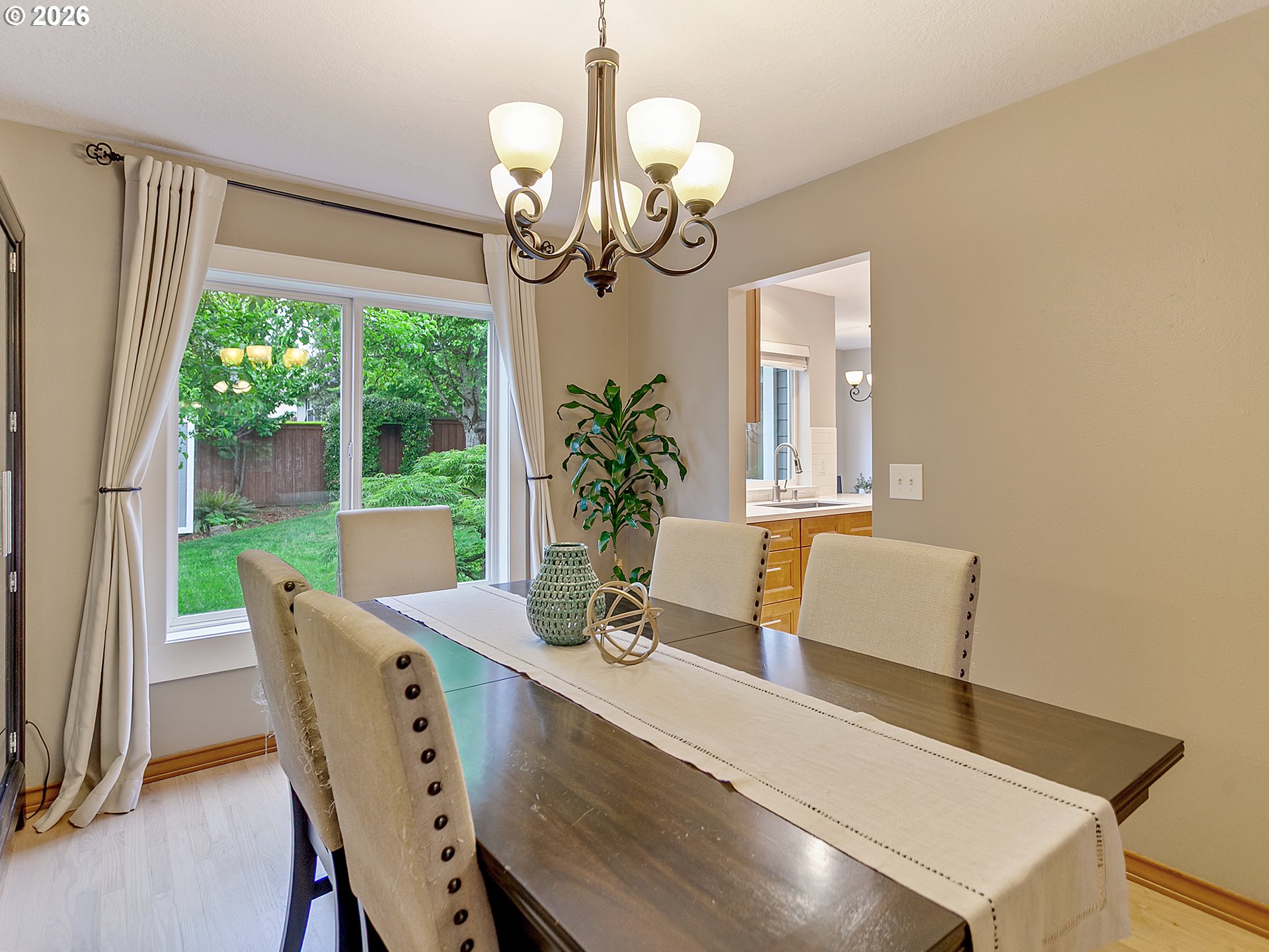 7355 Southwest 154th Terrace Beaverton, OR 97007 - Photo 20 of 46 Dining Room