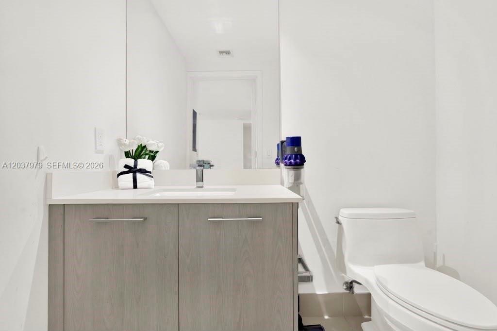 45 Southwest 9th Street, Unit 1609 Miami, FL 33130 - Photo 15 of 50