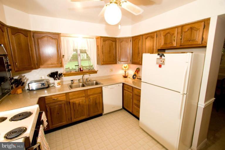 5507 Moultrie Road Springfield, VA 22151 - Photo 16 of 30 Updated Cabinets & KitchenAid DW (2008)