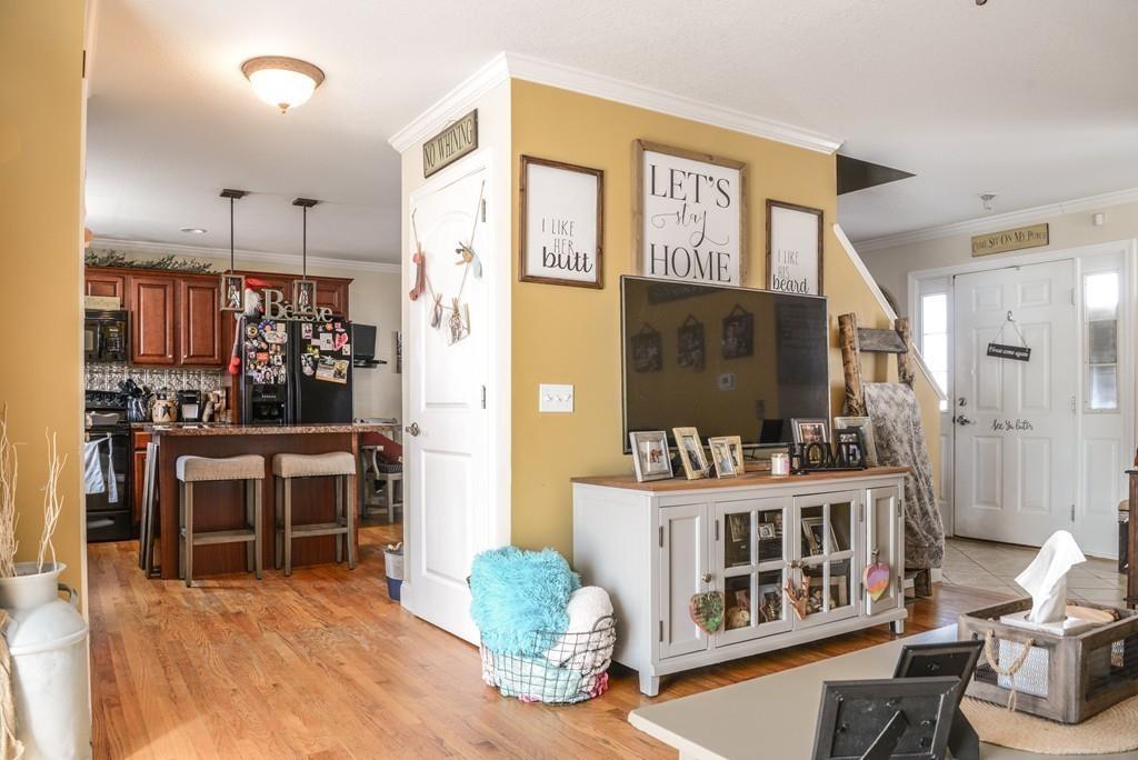 76 Russell Street Springfield, MA 01104 - Photo 13 of 41