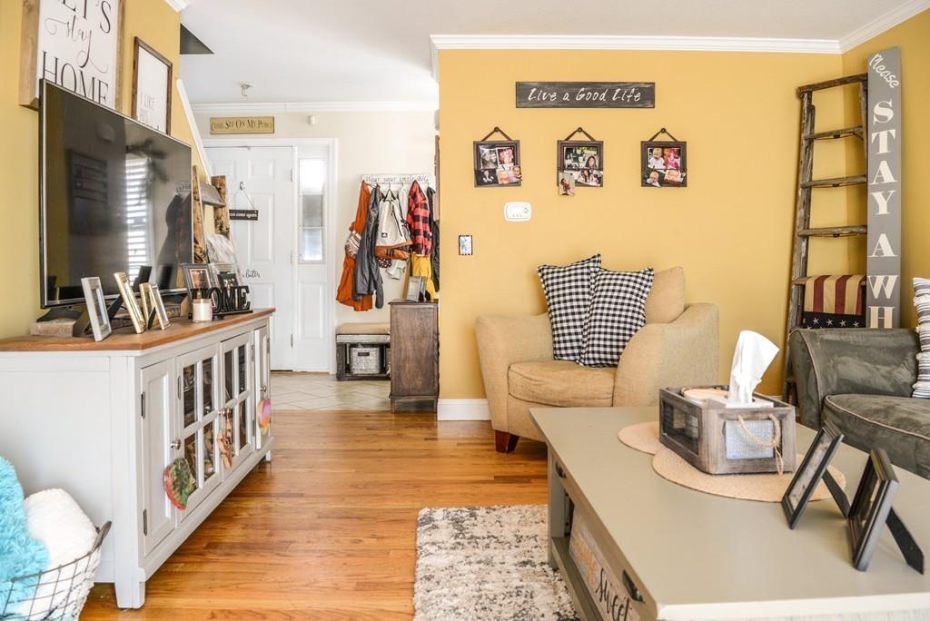 76 Russell Street Springfield, MA 01104 - Photo 15 of 41