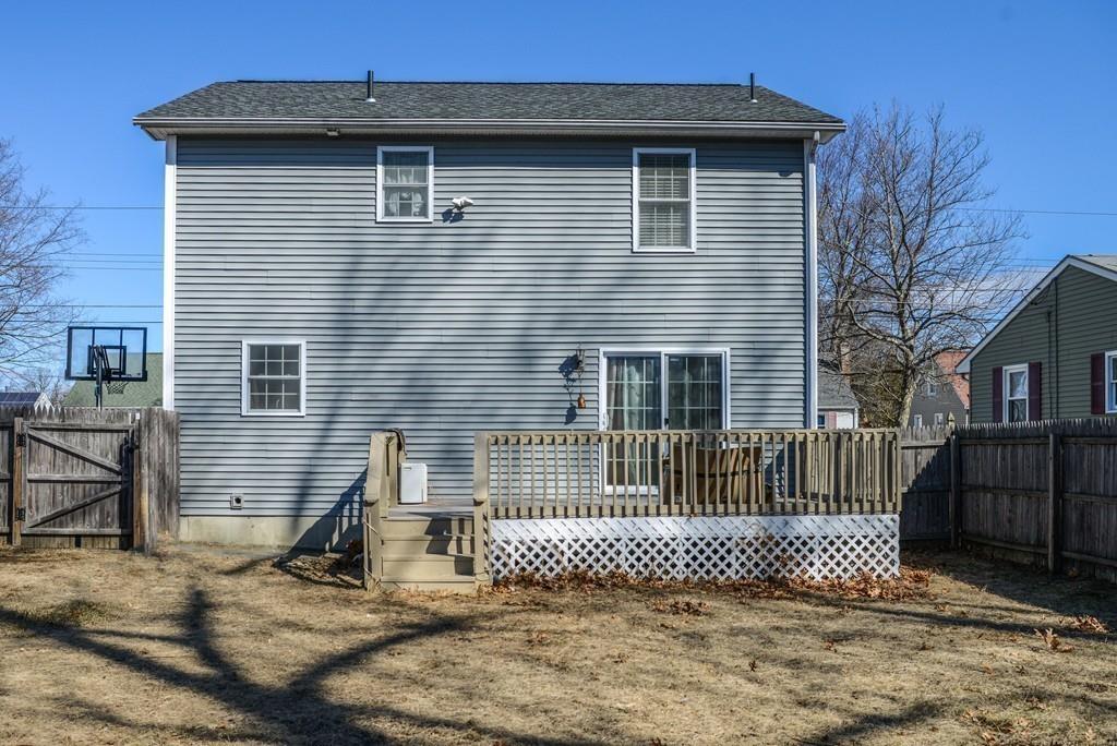 76 Russell Street Springfield, MA 01104 - Photo 37 of 41