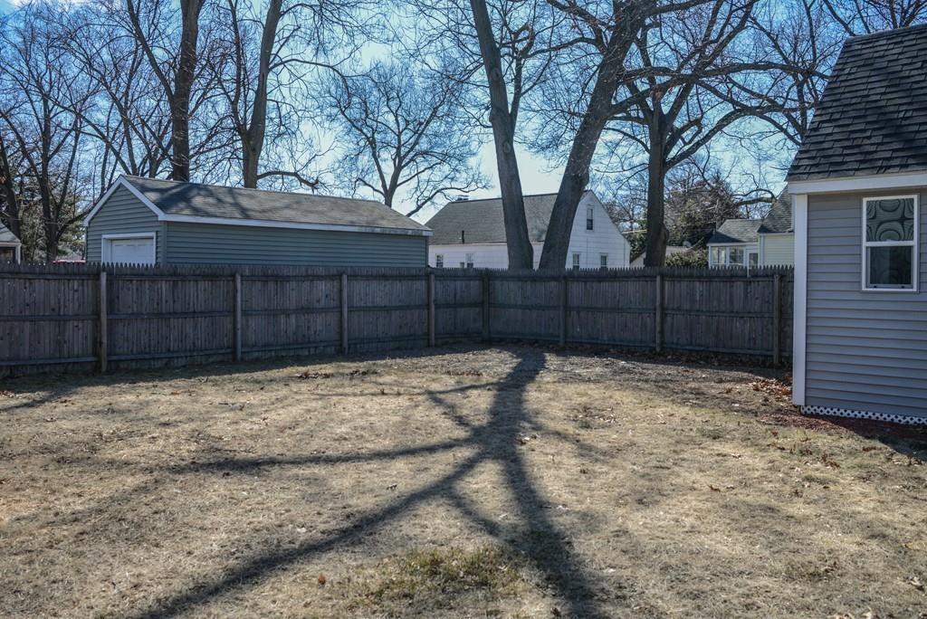 76 Russell Street Springfield, MA 01104 - Photo 41 of 41