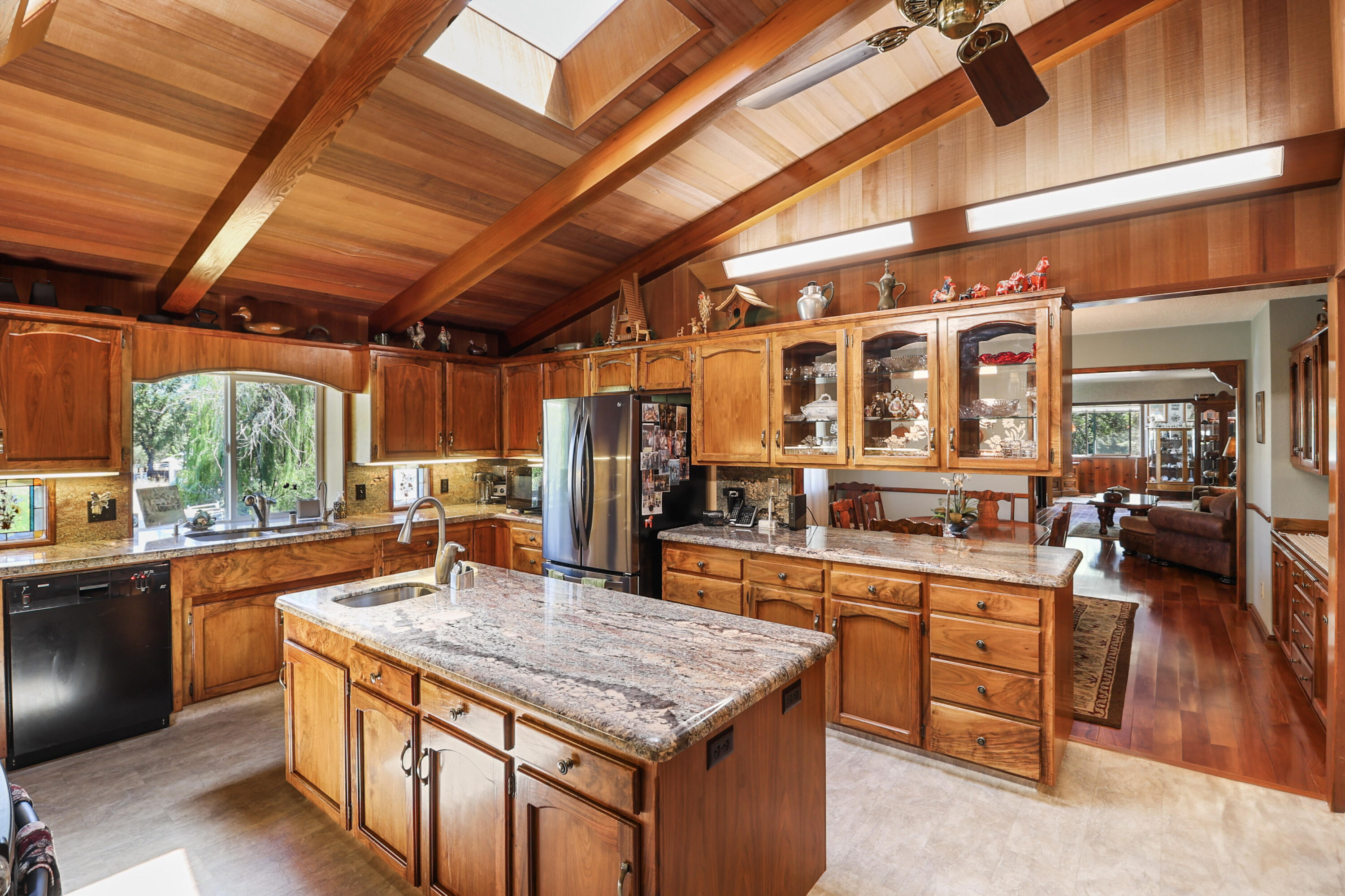 10740 Swede Creek Road Palo Cedro, CA 96073 - Photo 13 of 71 Kitchen