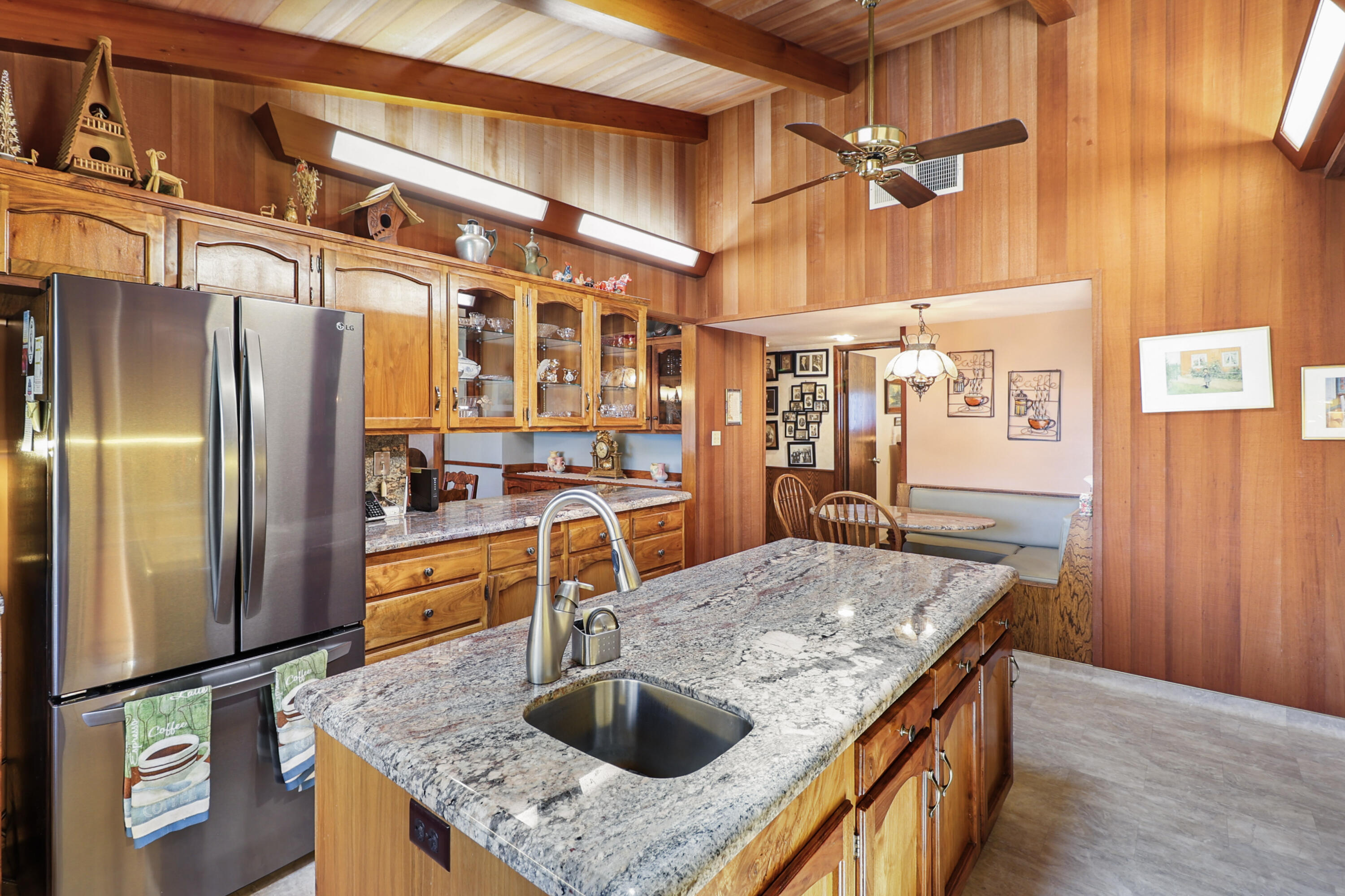10740 Swede Creek Road Palo Cedro, CA 96073 - Photo 15 of 71 Kitchen