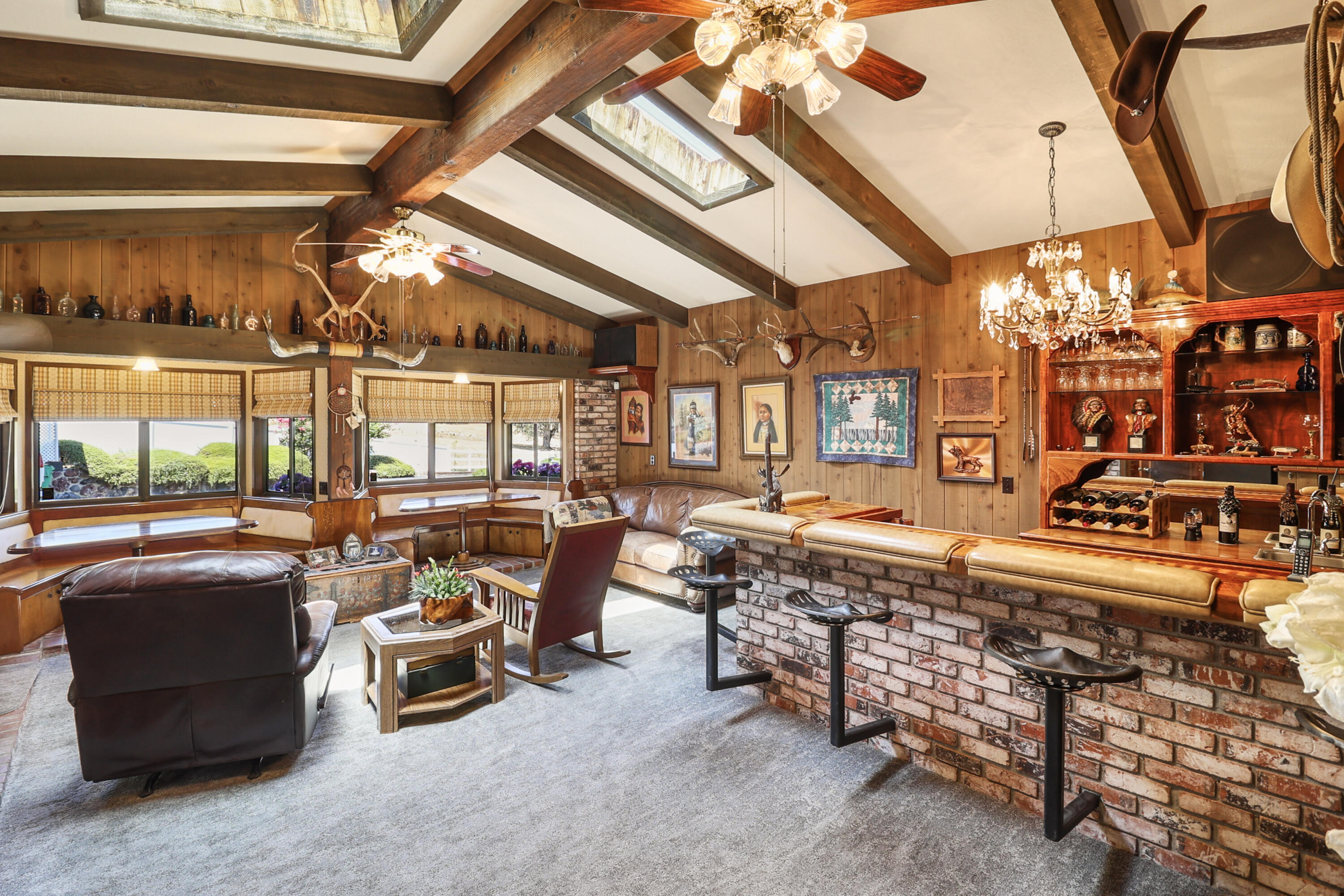 10740 Swede Creek Road Palo Cedro, CA 96073 - Photo 20 of 71 Family Room