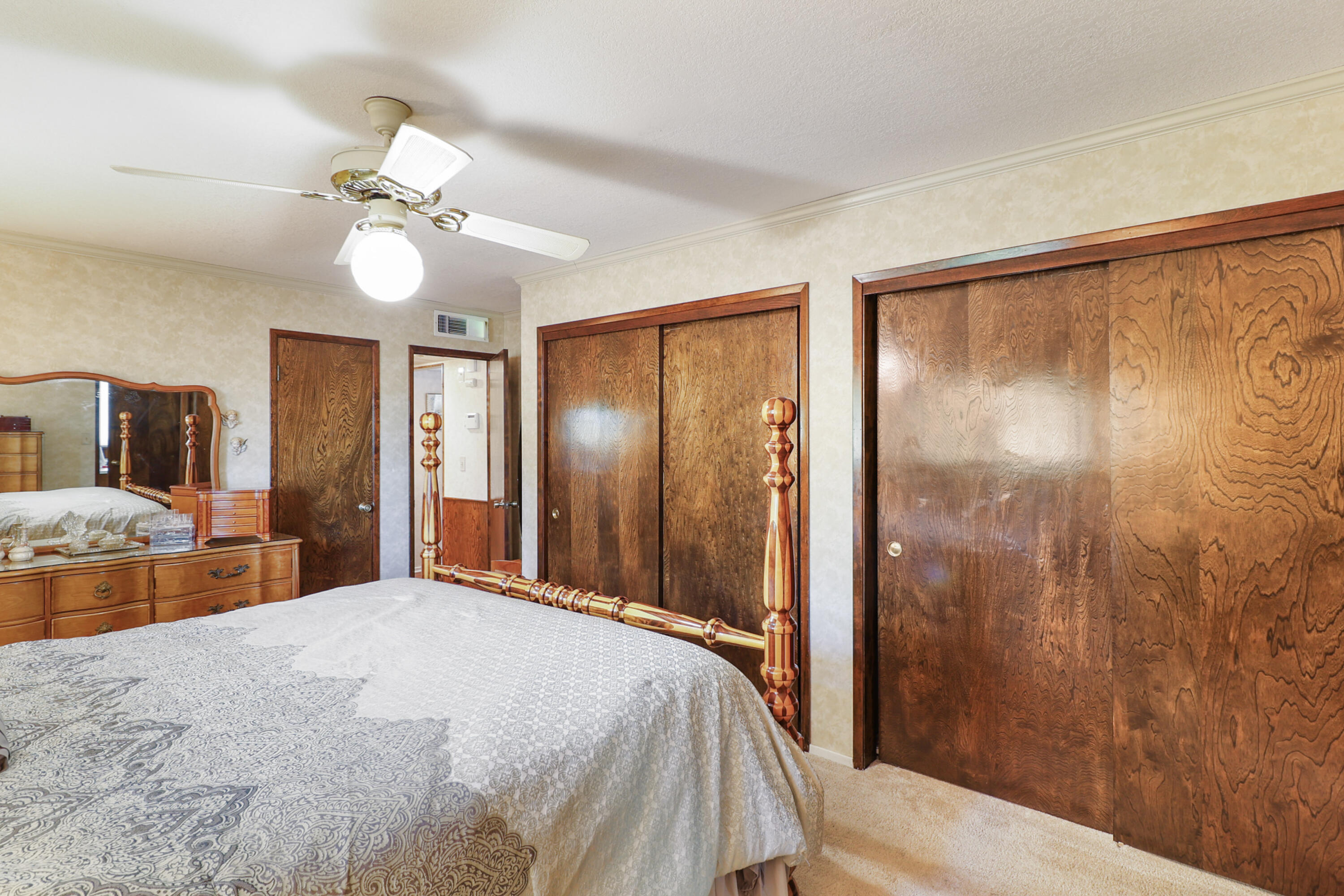 10740 Swede Creek Road Palo Cedro, CA 96073 - Photo 36 of 71 Primary Bedroom