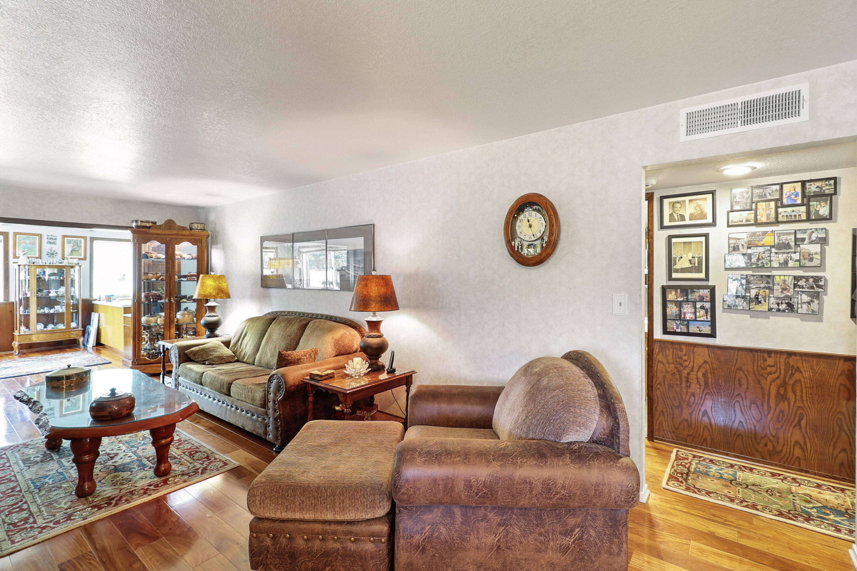 10740 Swede Creek Road Palo Cedro, CA 96073 - Photo 10 of 71 Living Room