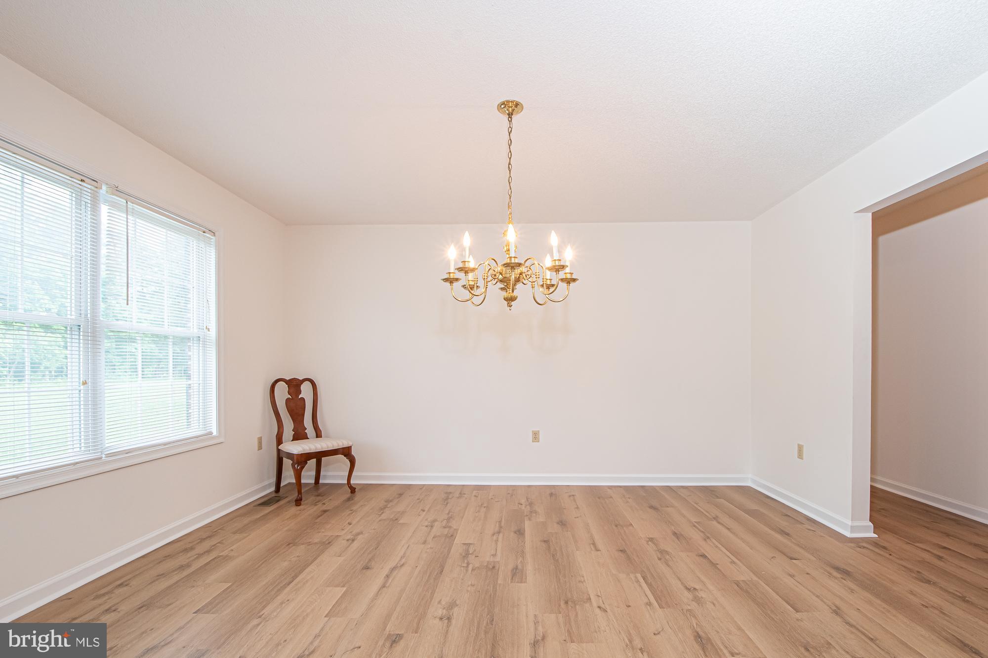 1001 North Timber Ridge Road Cross Junction, VA 22625 - Photo 12 of 69 Diningroom