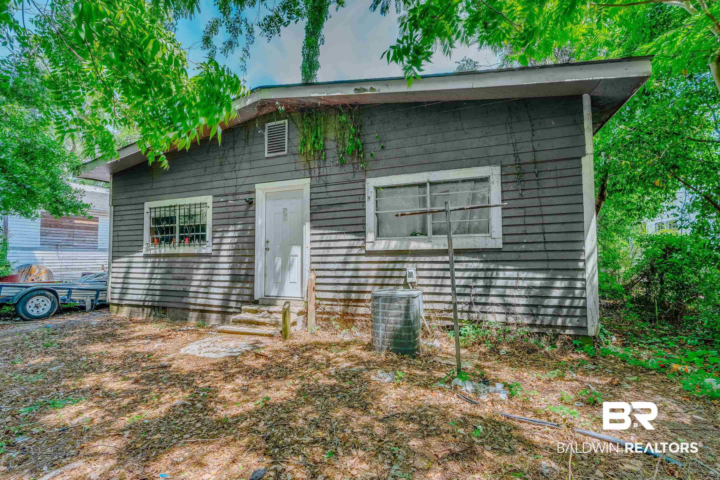 1156 Freeman Street Mobile, AL 36605 - Photo 21 of 22 Bungalow featuring central AC and entry steps