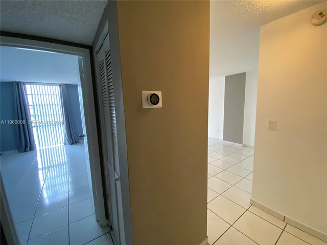 $155,000 | 16950 West Dixie Highway, Unit A536, North Miami Beach, FL 33160