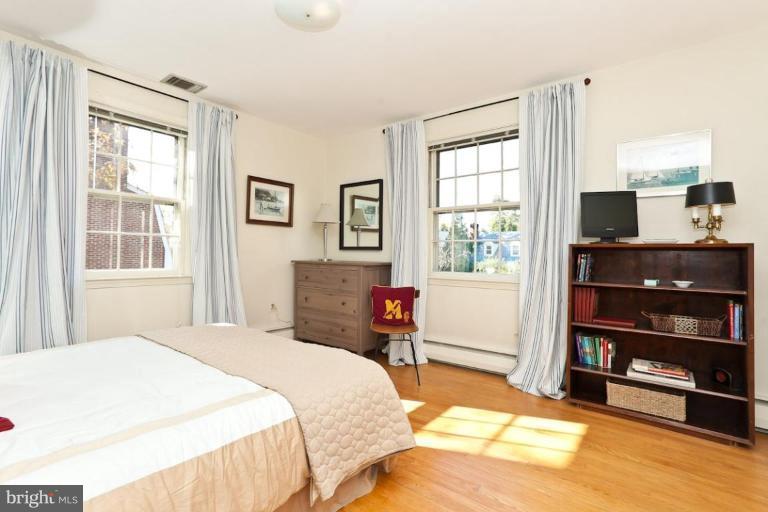 5905 Meadowood Road Baltimore, MD 21212 - Photo 4 of 21 Bedroom #3