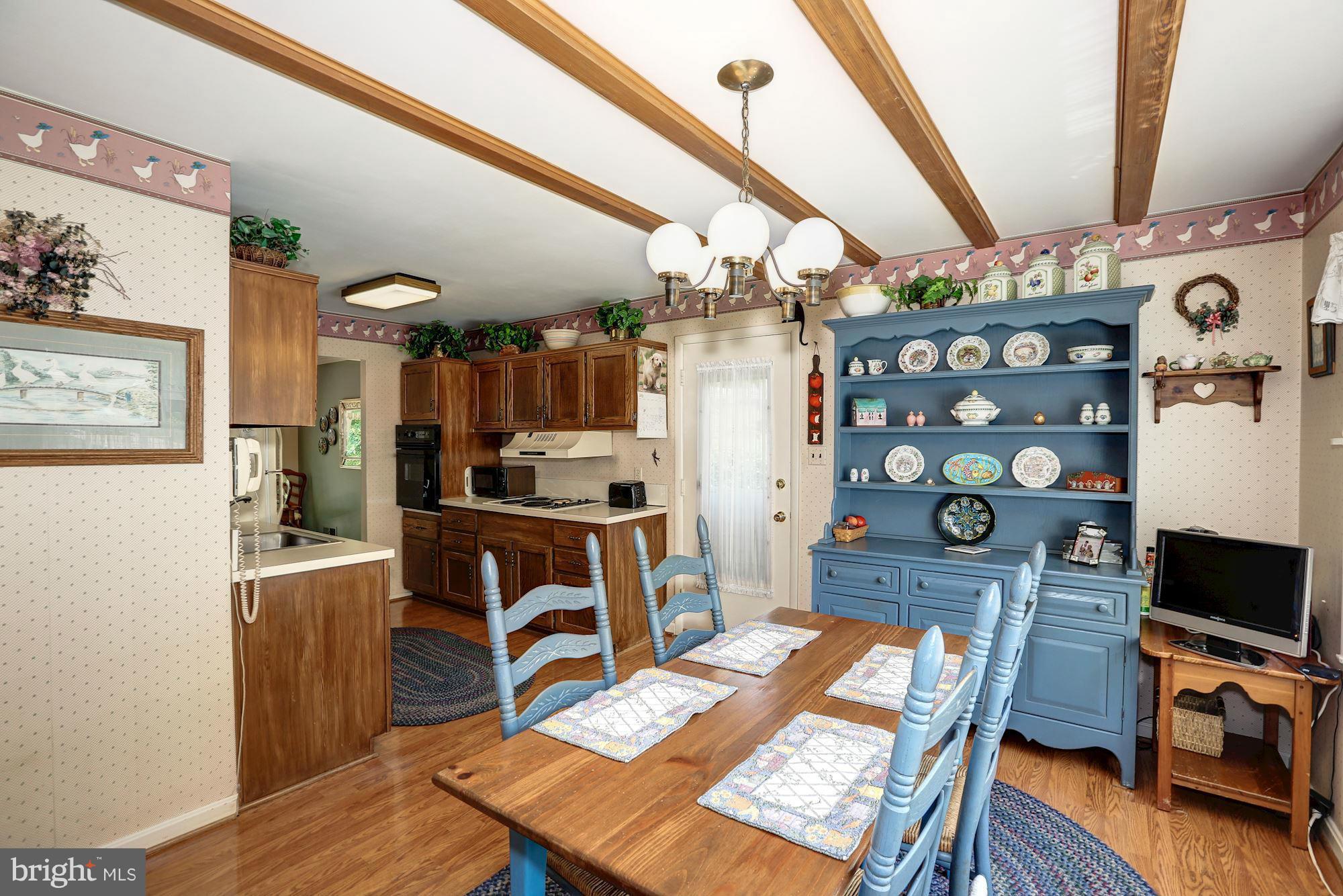 815 Carter Road Rockville, MD 20852 - Photo 5 of 30 Eat-in Kitchen