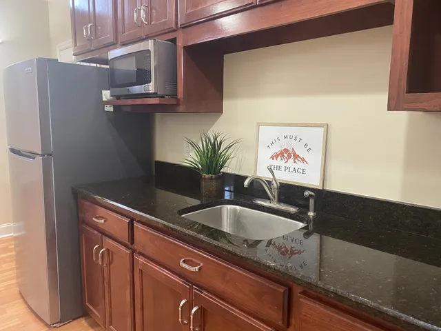 $1,300 | 177 B Marlin Road, White House, TN 37188