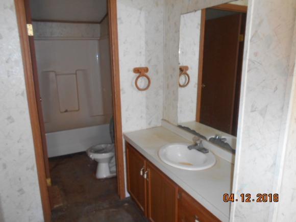 17017 County Line Road Sunman, IN 47041 - Photo 11 of 17