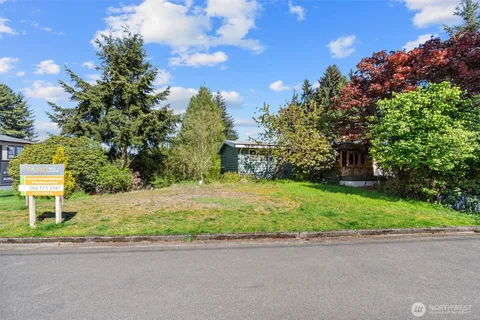 $2,299,000 | 418 111th Avenue Southeast, Bellevue, WA 98004