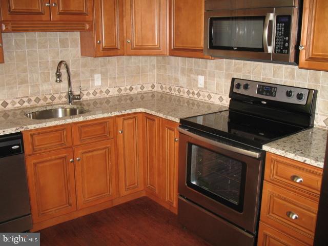 199 North Elm Street Lititz, PA 17543 - Photo 3 of 21