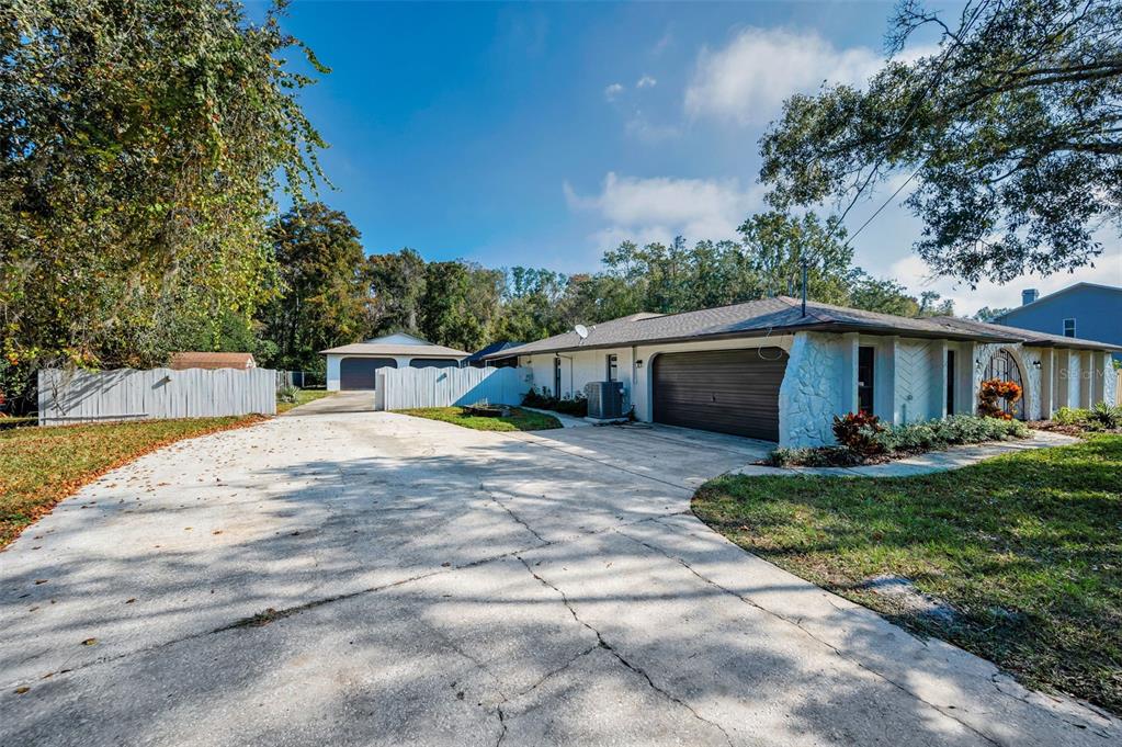 10639 Lakeview Drive New Port Richey, FL 34654 - Photo 53 of 58