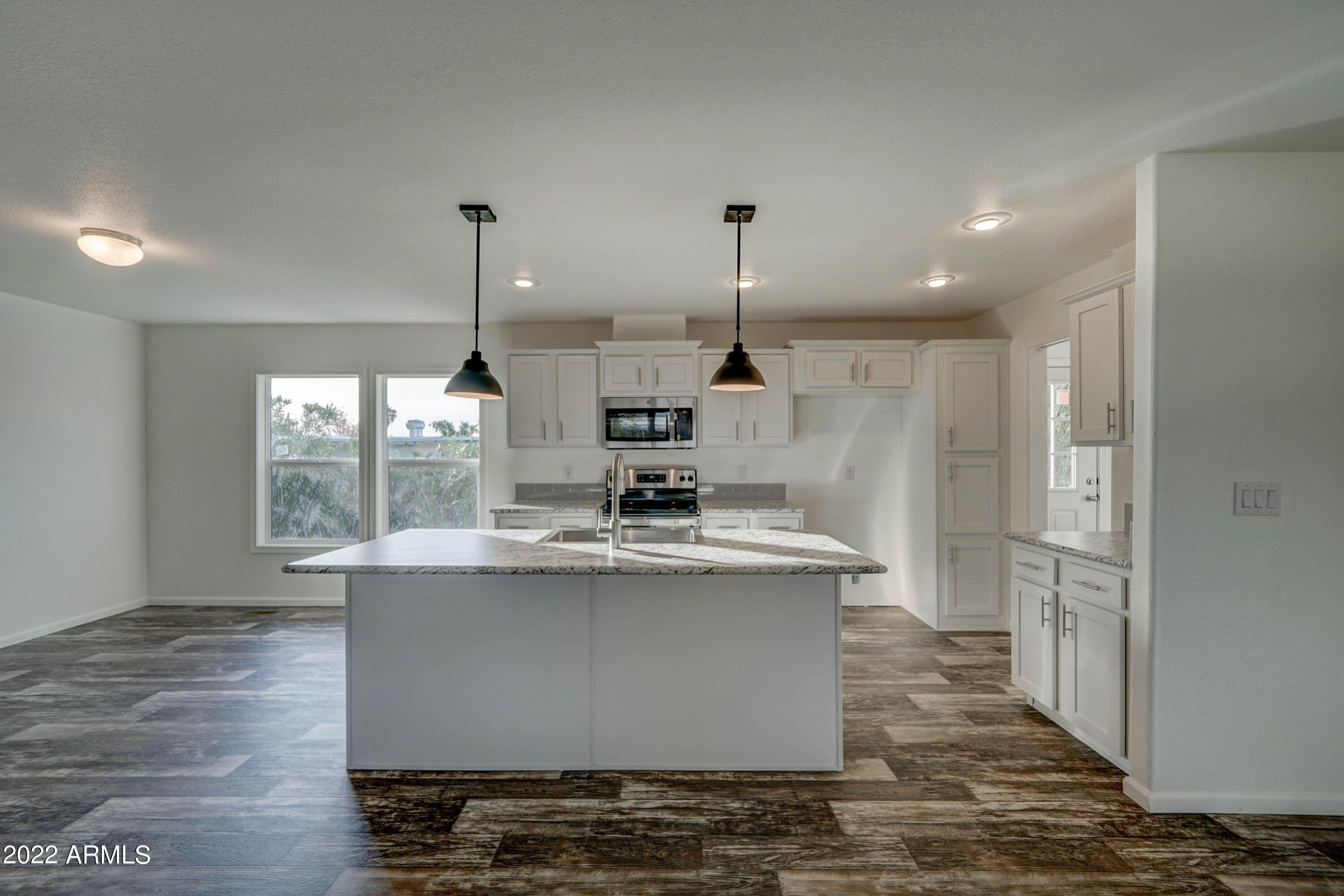 2251 South Descanso Road Apache Junction, AZ 85119 - Photo 10 of 28 2251 S Descanso Rd-10