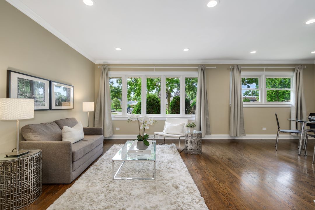 1700 Marvin Parkway Park Ridge, IL 60068 - Photo 5 of 26 a living room with furniture and large windows