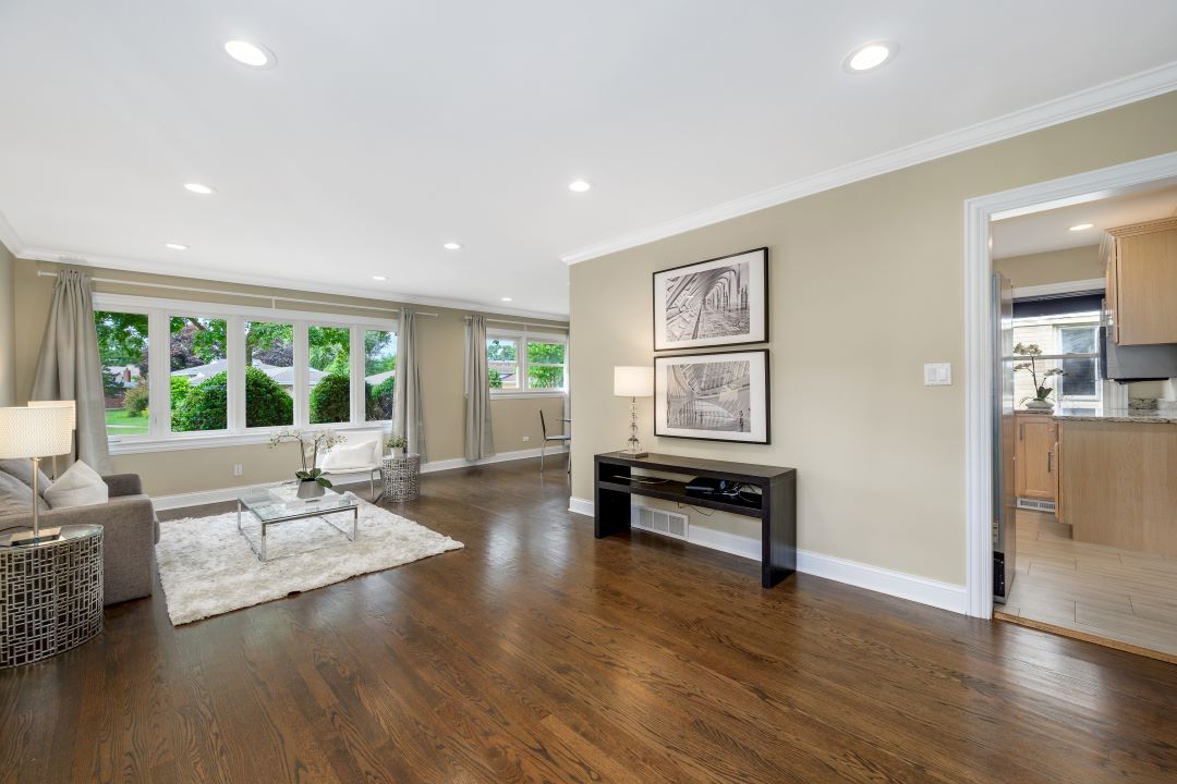 1700 Marvin Parkway Park Ridge, IL 60068 - Photo 7 of 26 a living room with furniture and a large window