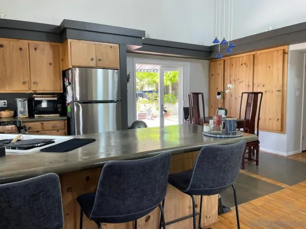 $1,550,000 | 2143 Deerpark Drive, San Diego, CA 92110