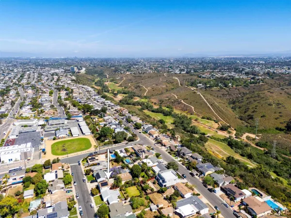$1,550,000 | 2143 Deerpark Drive, San Diego, CA 92110