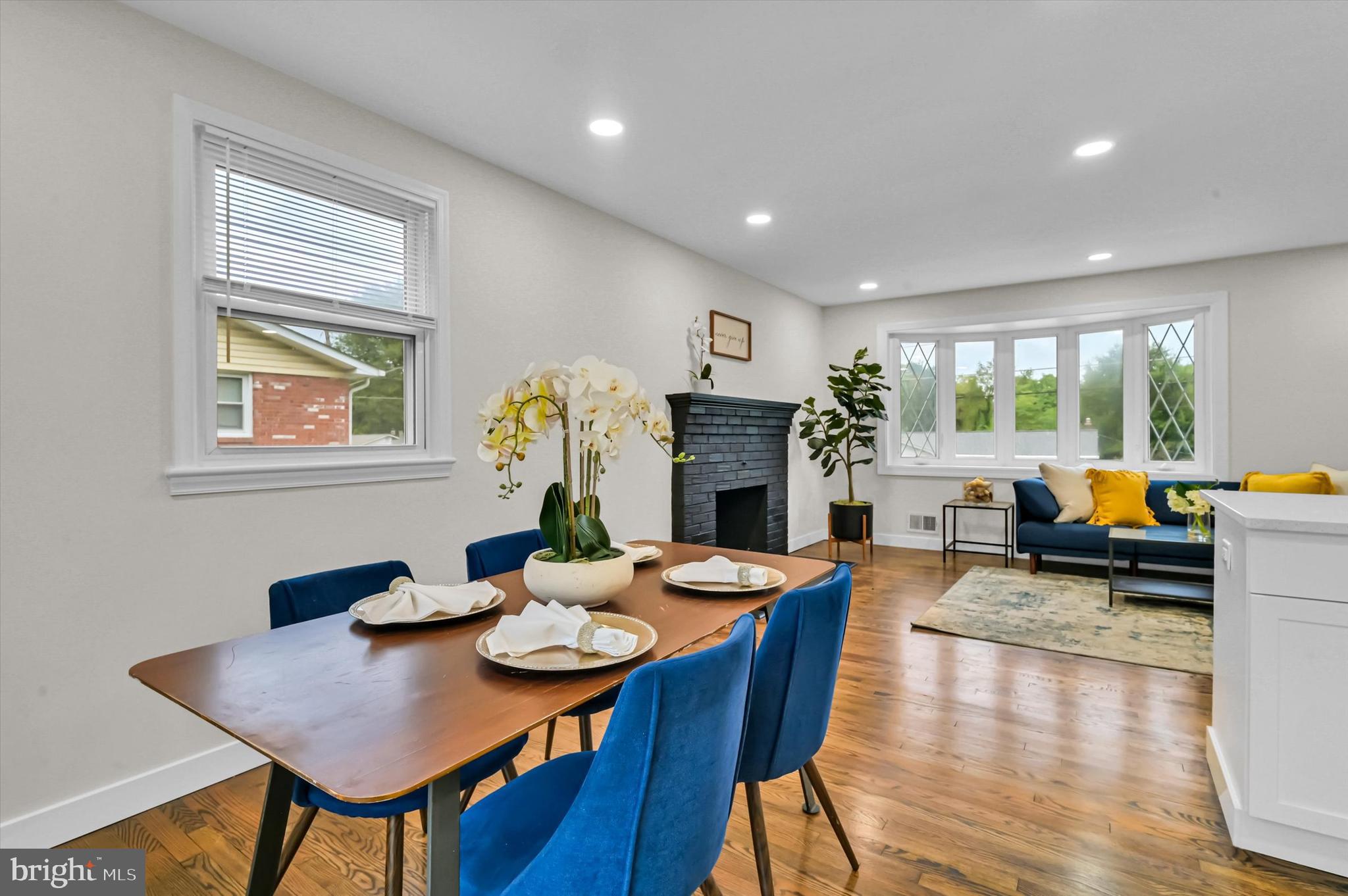 6514 Northam Road Temple Hills, MD 20748 - Photo 19 of 32 Beautifully finished oak hardwards