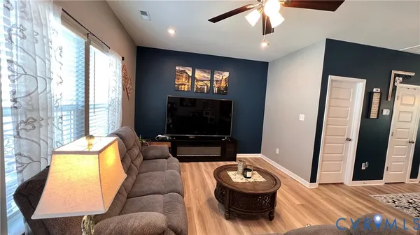 $327,400 | 223 Whiteside Road, Sandston, VA 23150