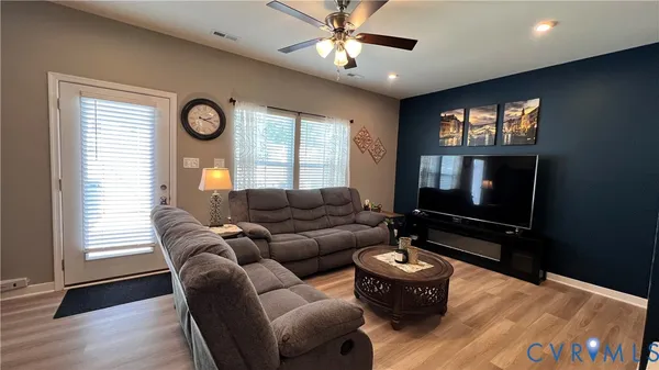 $327,400 | 223 Whiteside Road, Sandston, VA 23150