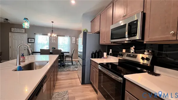 $327,400 | 223 Whiteside Road, Sandston, VA 23150