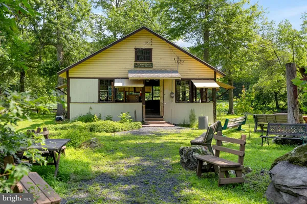 $110,000 | 1285 Nursery Road, Unit CABIN 5, Green Lane, PA 18054