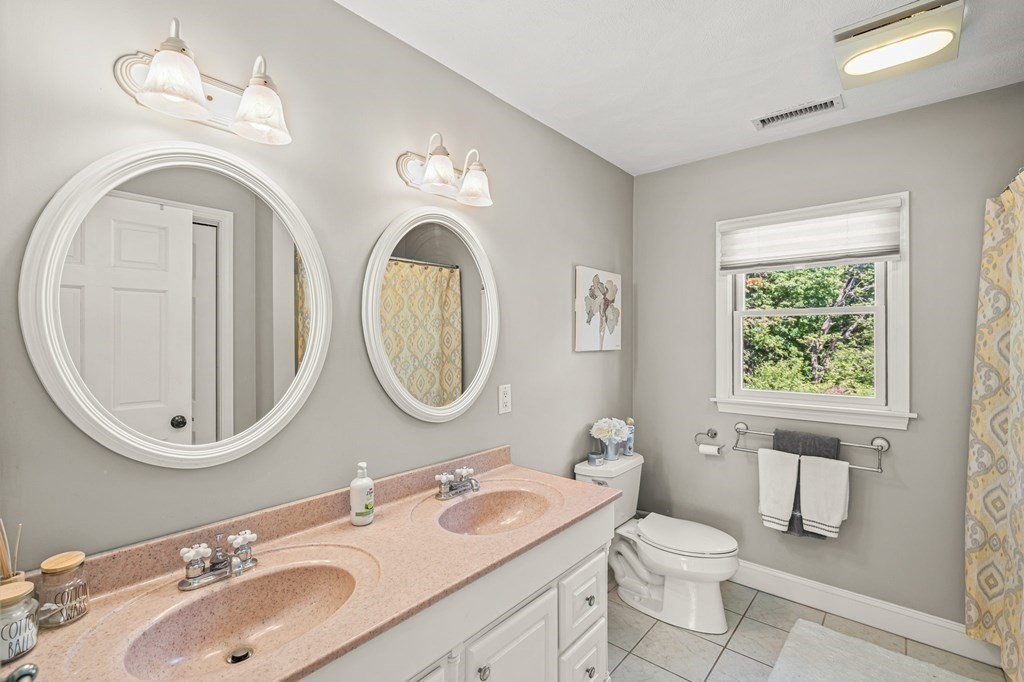 3 Stone Street Danvers, MA 01923 - Photo 32 of 41