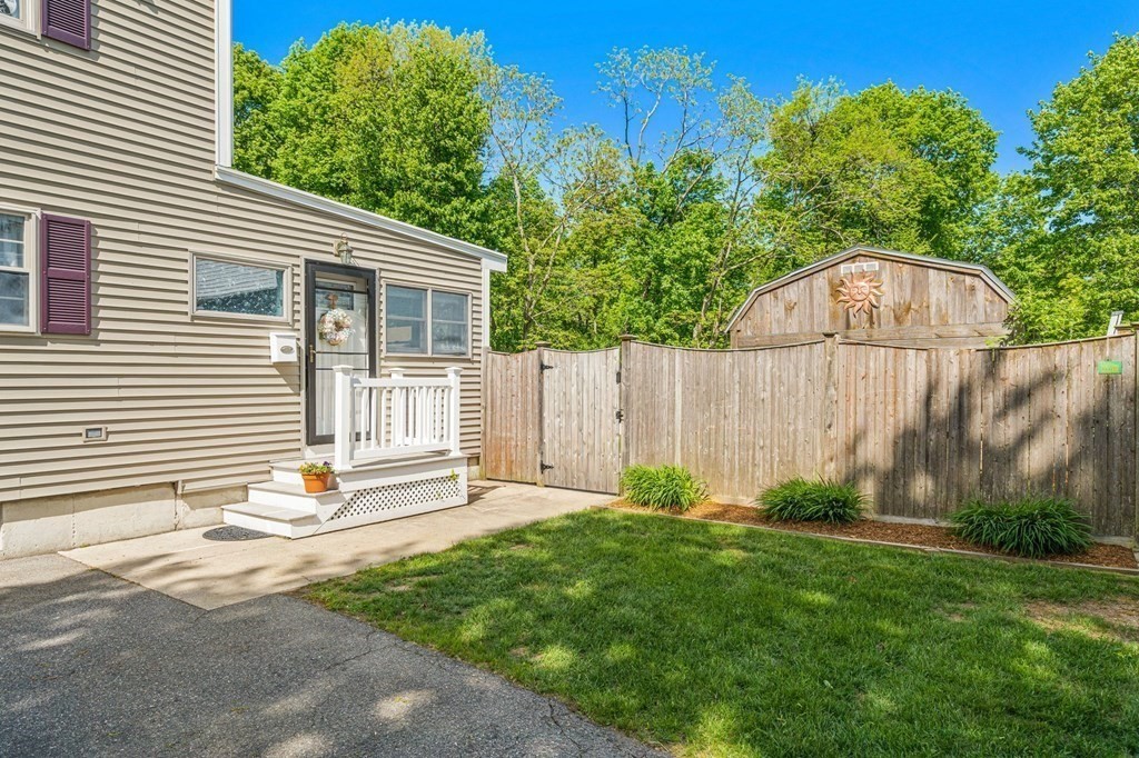 3 Stone Street Danvers, MA 01923 - Photo 34 of 41