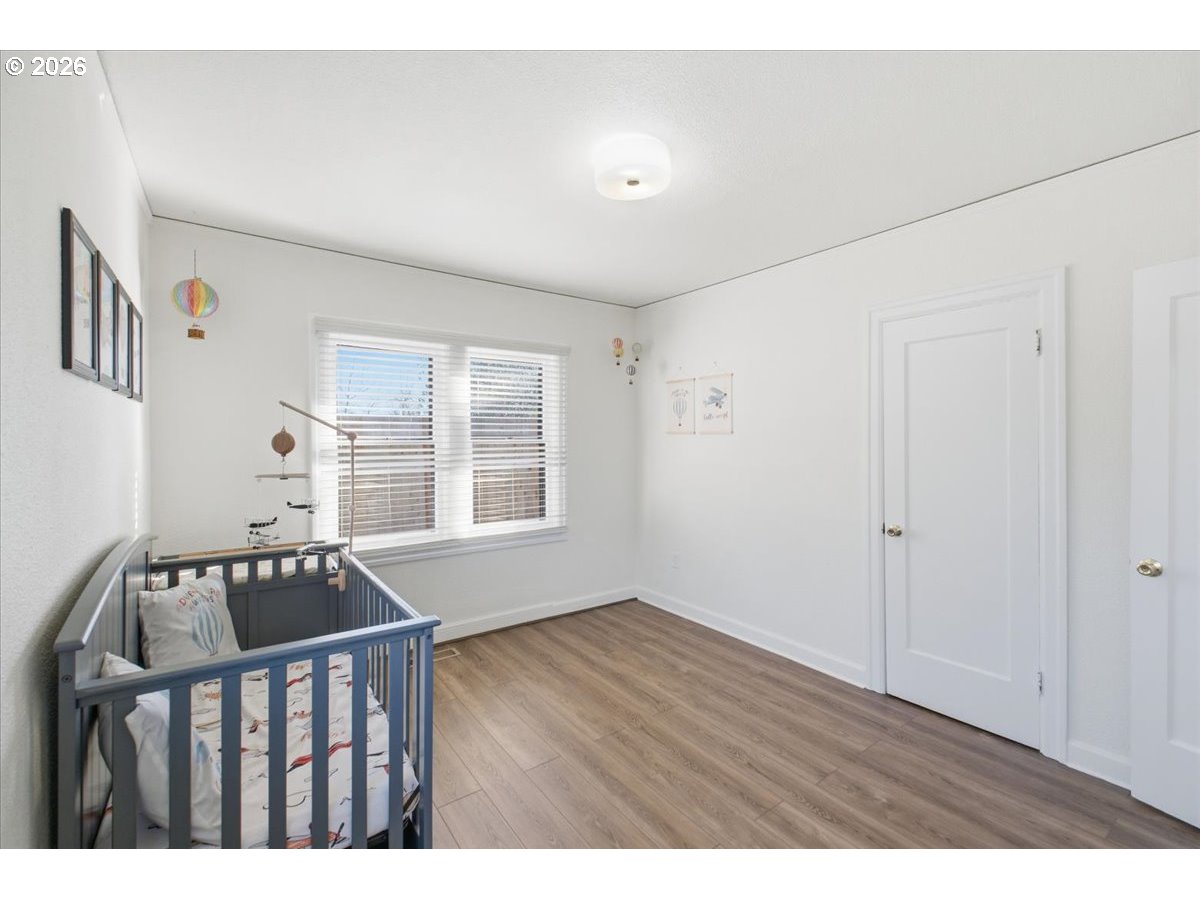 4086 Bell Avenue Eugene, OR 97402 - Photo 14 of 48