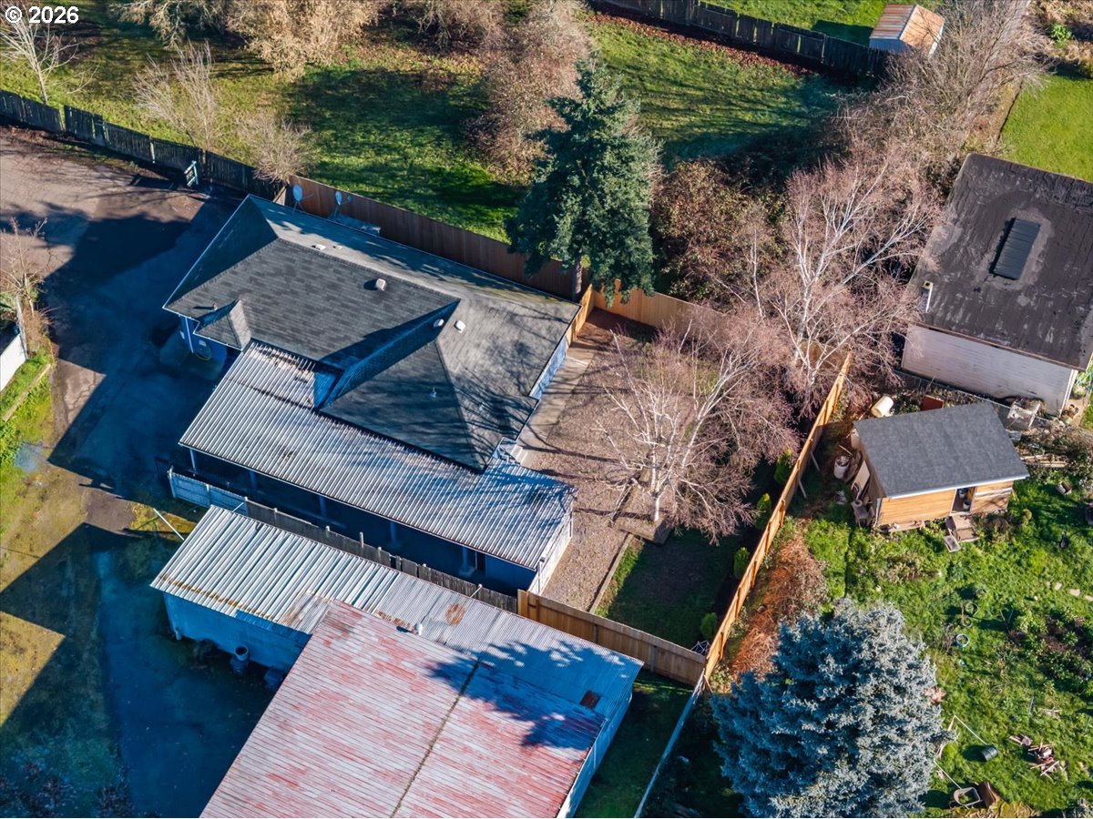 4086 Bell Avenue Eugene, OR 97402 - Photo 44 of 48