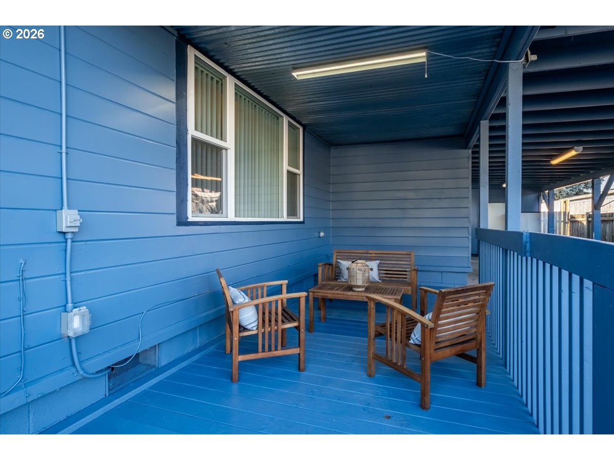 4086 Bell Avenue Eugene, OR 97402 - Photo 8 of 48