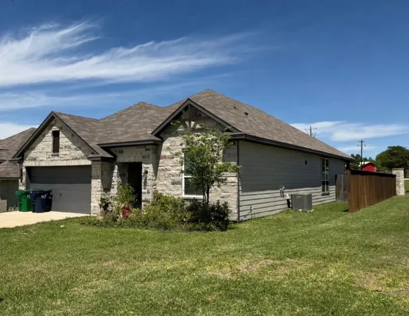 $369,900 | 1452 Lk Rdg Drive, Brenham, TX 77833