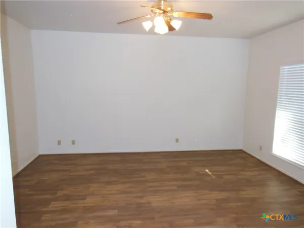 $11,200 | 1641 Kuehler Avenue, Unit 5, New Braunfels, TX 78130
