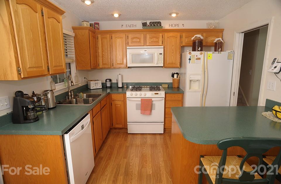 4270 Hampton Road Salisbury, NC 28144 - Photo 12 of 36 Gallery Image 12