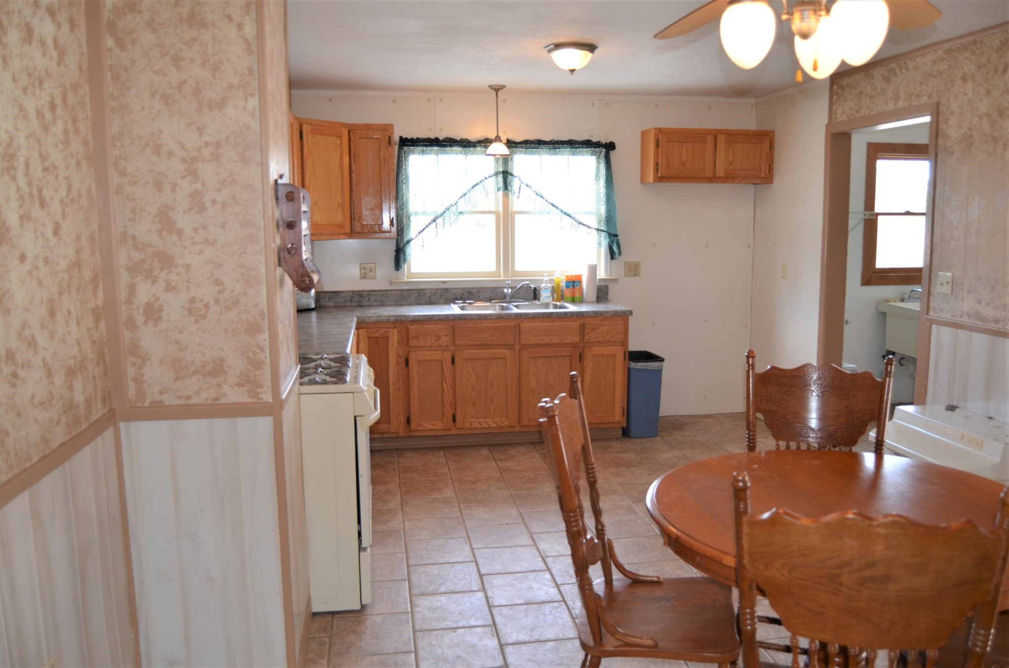 750 West Creston Road Crossville, TN 38571 - Photo 9 of 29 Gallery Image 9