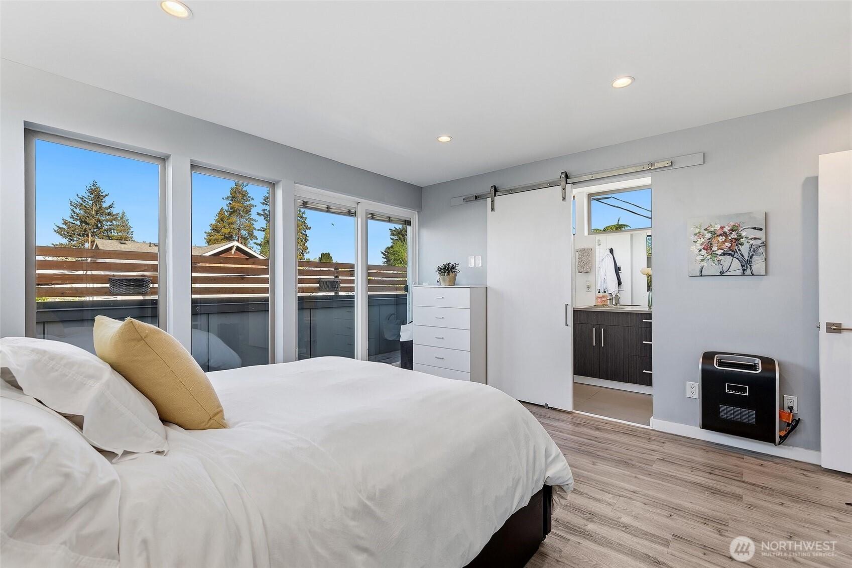 5953 Fauntleroy Way Southwest, Unit D Seattle, WA 98136 - Photo 14 of 29