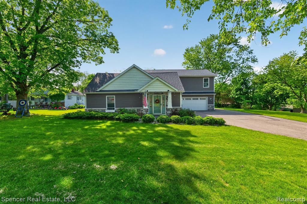 6415 Sunnydale Road Clarkston, MI 48346 - Photo 4 of 57