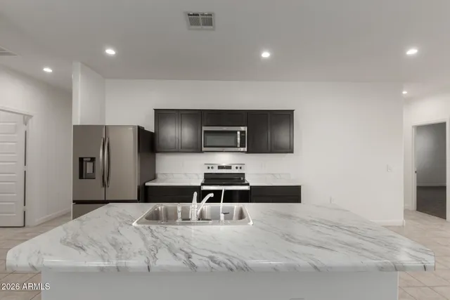 $425,000 | 3274 West Stradling Avenue, Apache Junction, AZ 85120