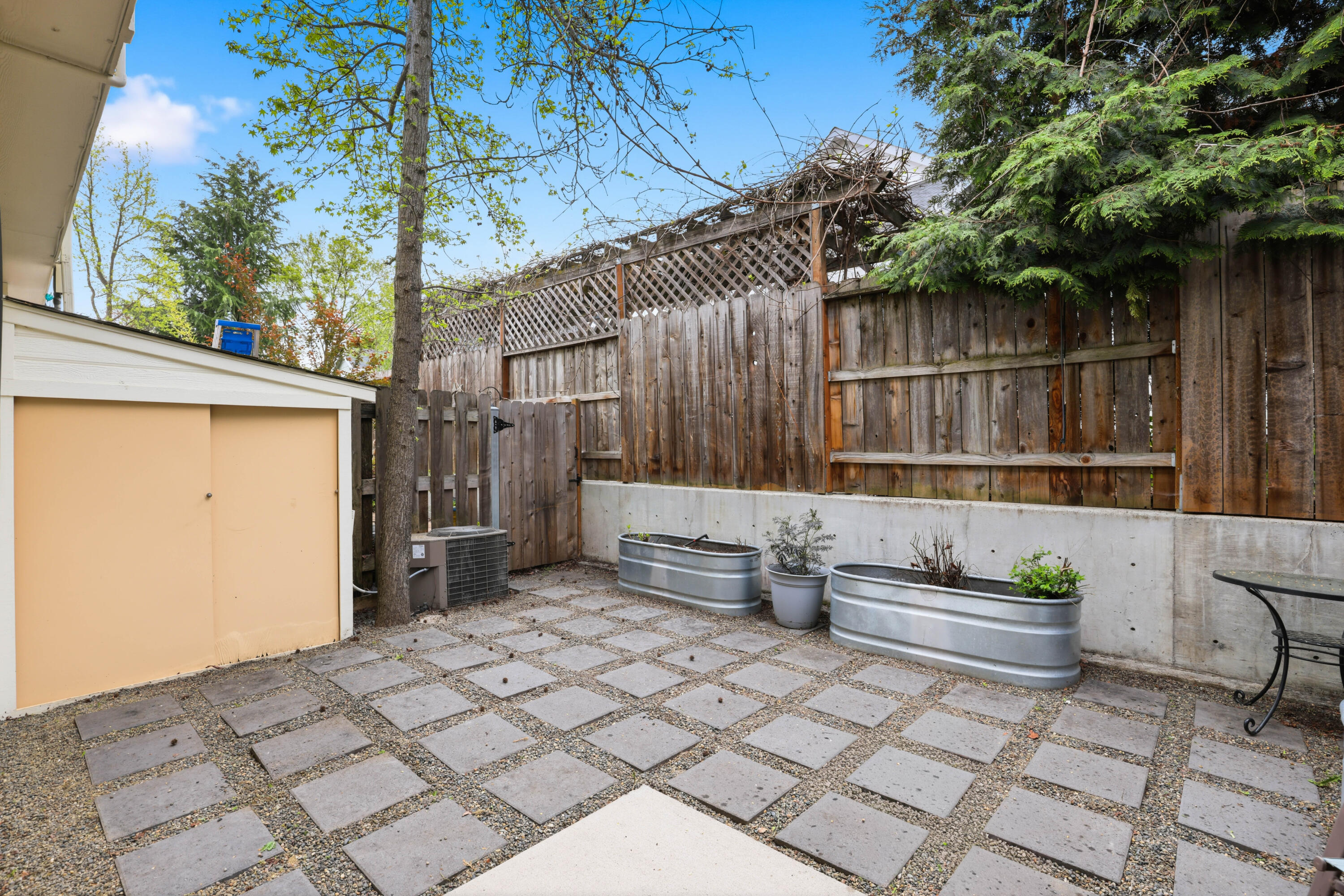 467 Tulipan Way Talent, OR 97540 - Photo 24 of 27 EP1A0246