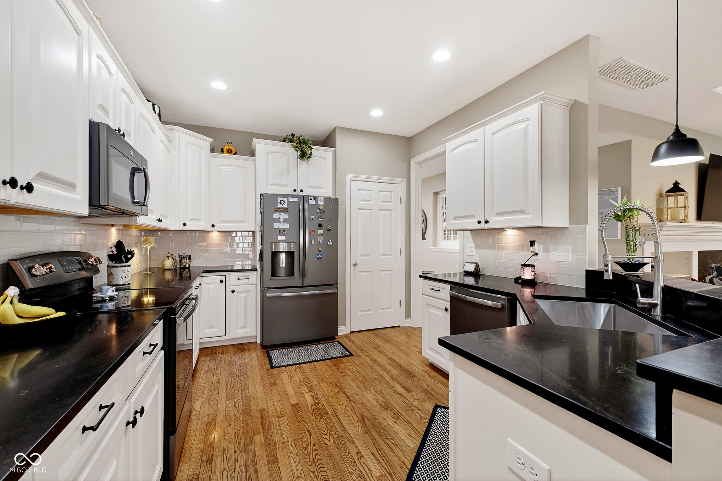 12996 Overview Drive Fishers, IN 46037 - Photo 10 of 40