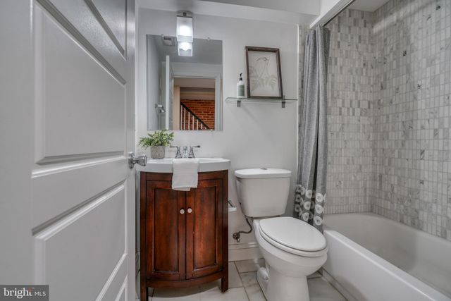 $385,000 | 221 South Ann Street, Baltimore, MD 21231