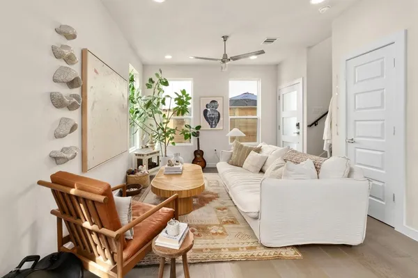 $375,000 | 913 Valdez Street, Unit B, Austin, TX 78741