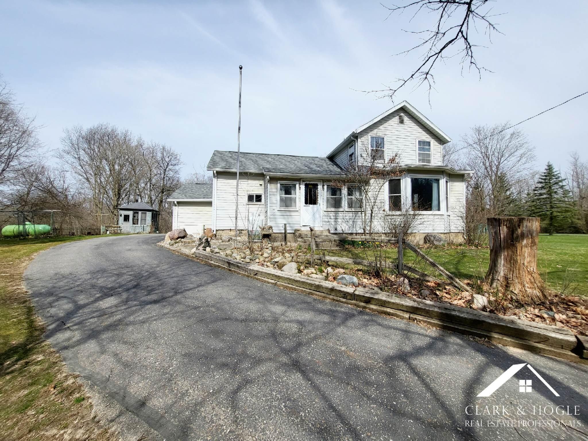 8819 Wagar Road Lyons, MI 48851 - Photo 1 of 44 Front View
