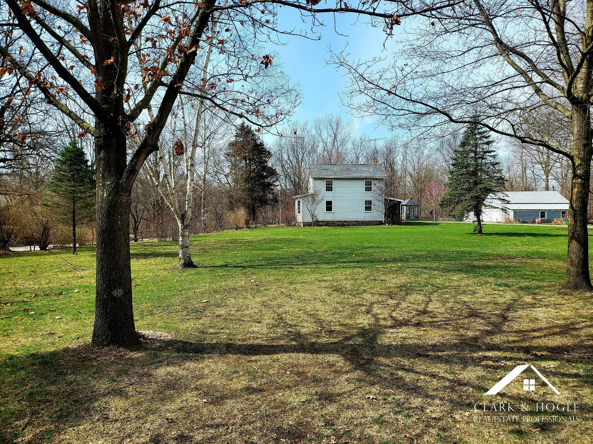 8819 Wagar Road Lyons, MI 48851 - Photo 7 of 44 340578882_239248225324599_39809377031768